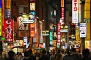 An alleyway at night in Tokyo on a tour in Japan 3
