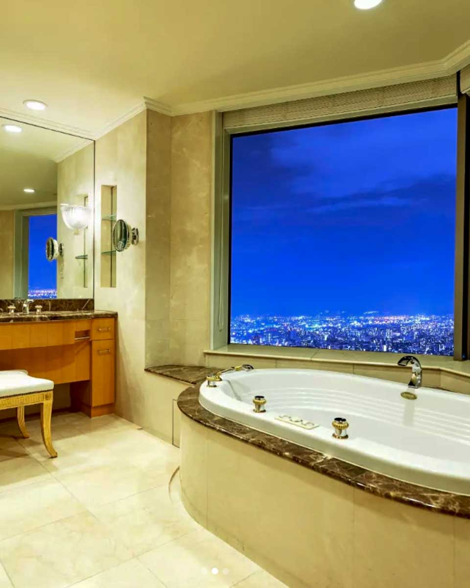 Hotel Hankyu International in Osaka Japan