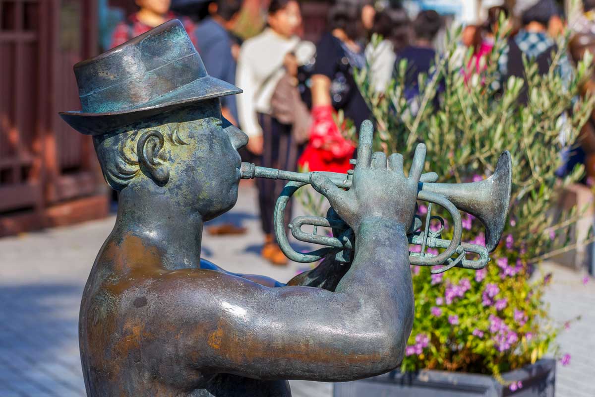A sculpture in Kitano Ijinkan-gai Kobe Japan