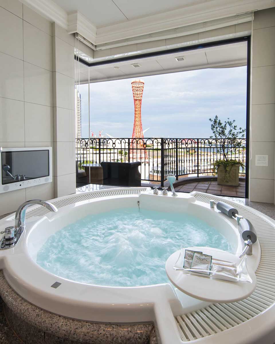 Hotel La Suite Kobe Harborland in Kobe Japan