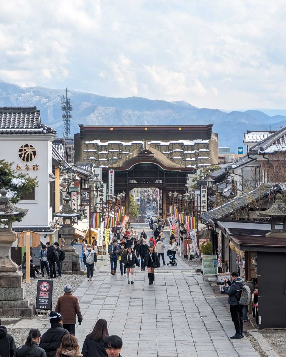 Zenkoji-Nakamise-Street-Japan-people-walking-Japan Nagano