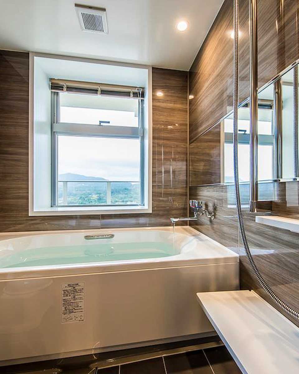 Bathroom in hotel room at Lieta Nakayama