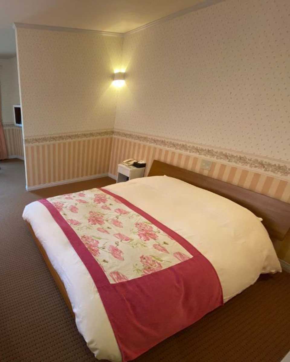 Auberge Mermaid in Lake Kawaguchi Japan