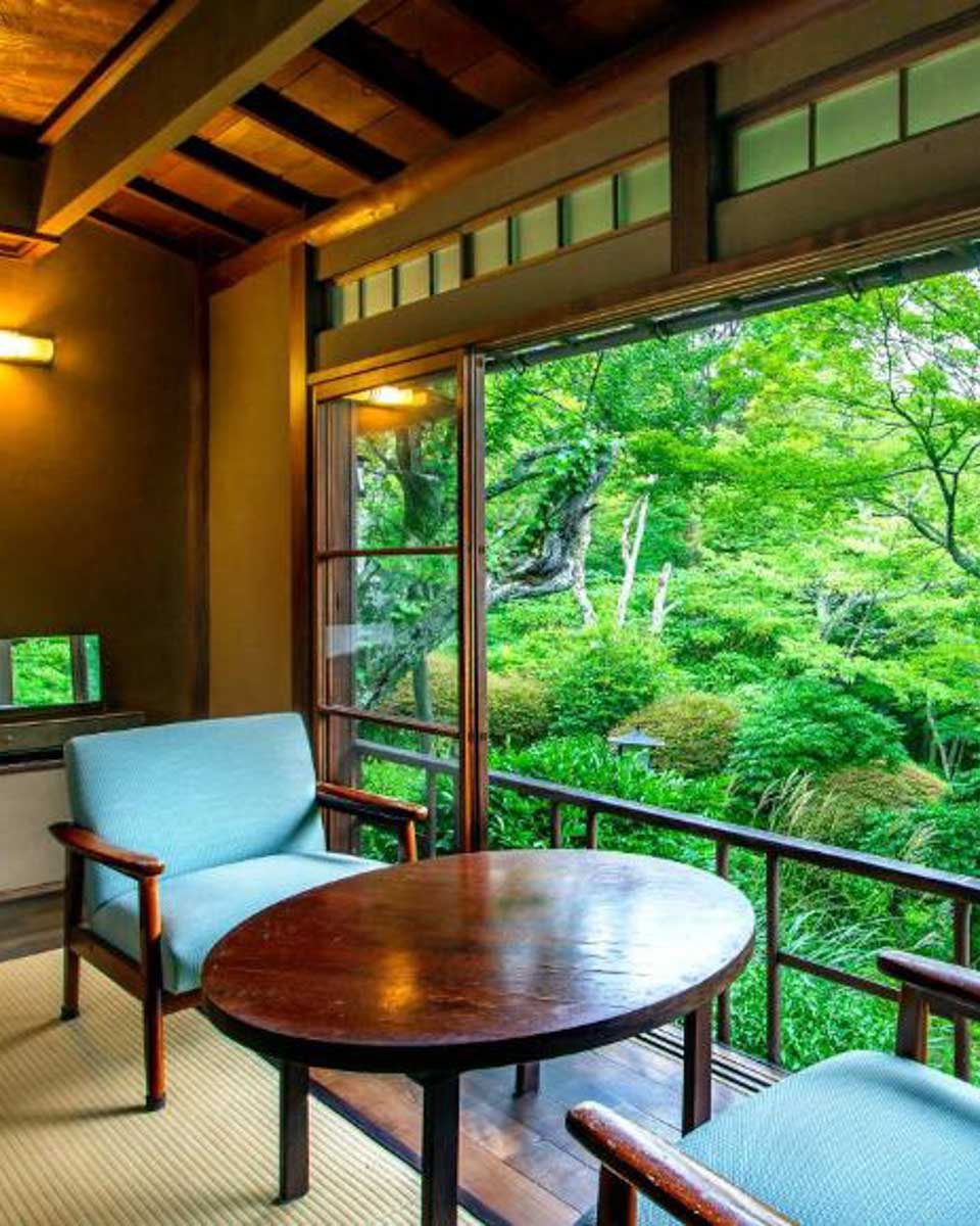 Gora Kansuiro in Hakone Japan 1