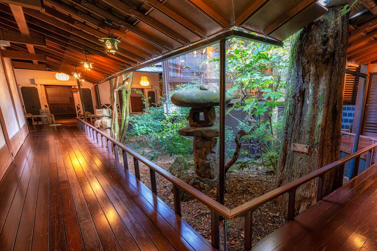 The courtyard of a ryokan in Tokyo Japan