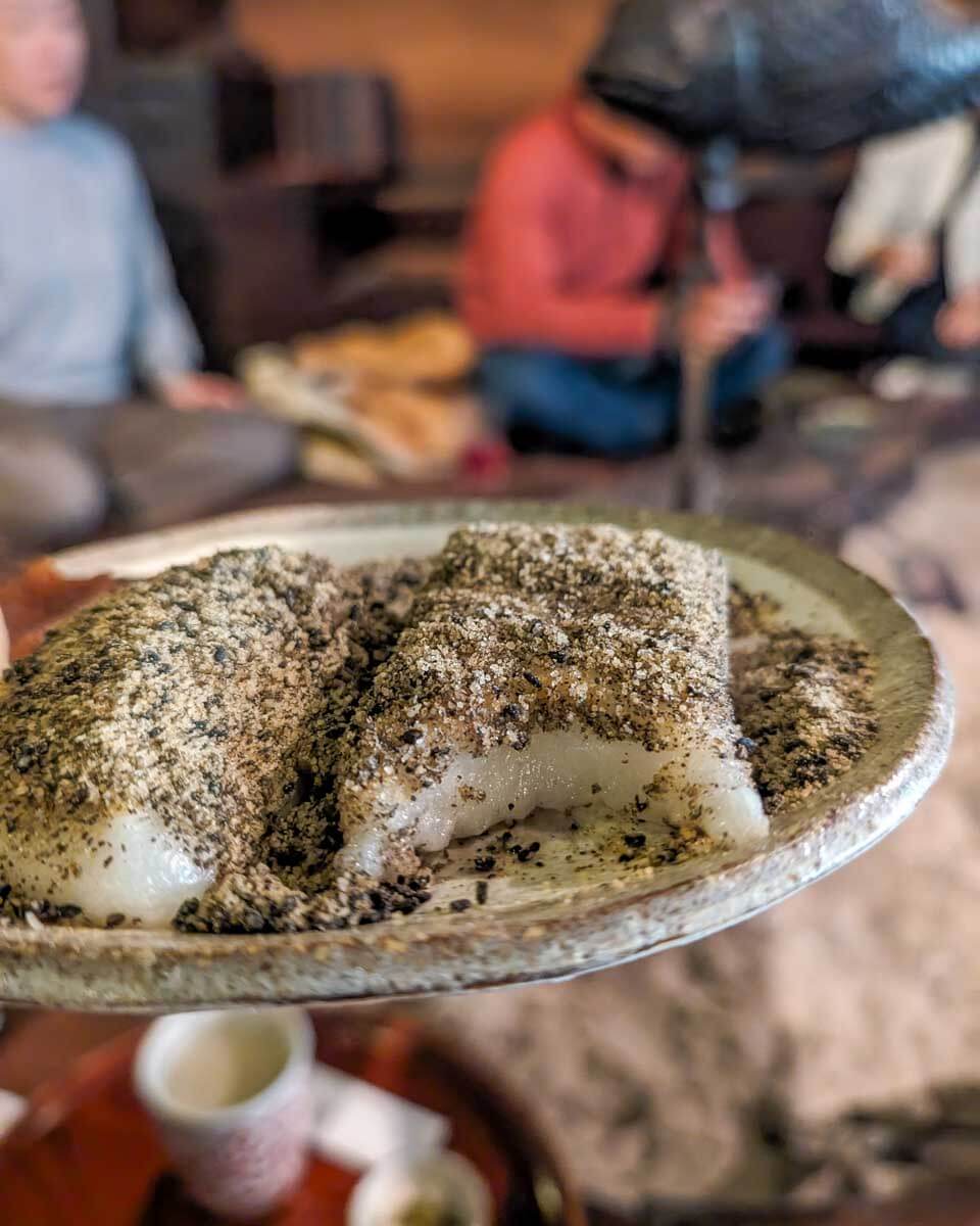 Mochi eaten in Japan (2)