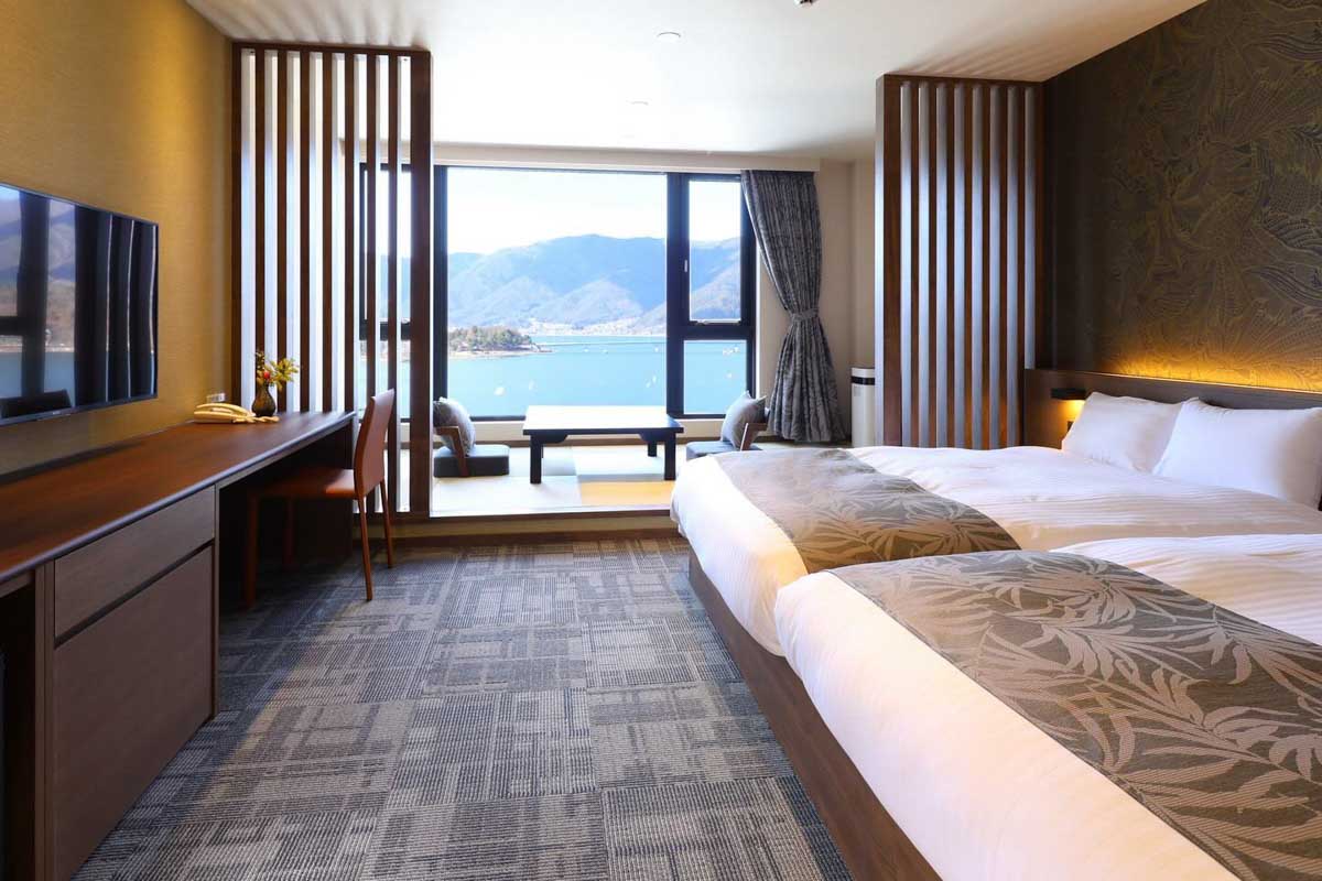 Rakuyu near Mt Fuji Japan