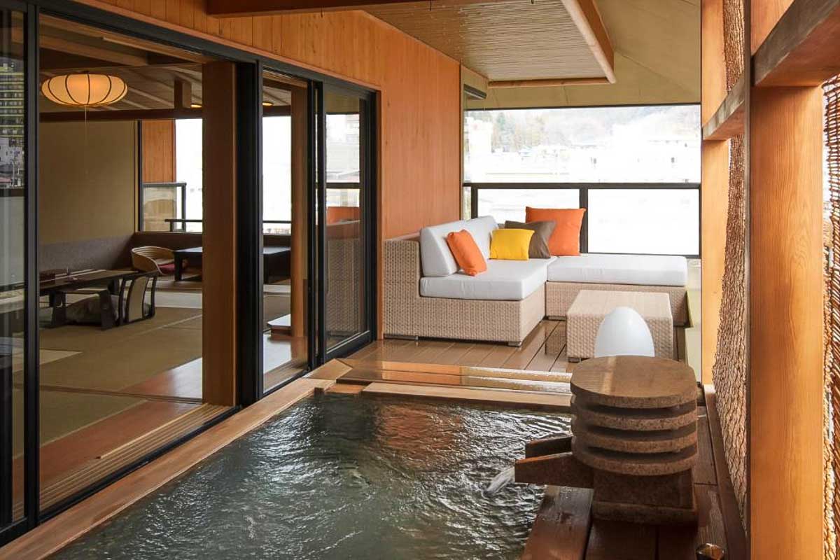 Aburaya Tousen in Nagano Japan