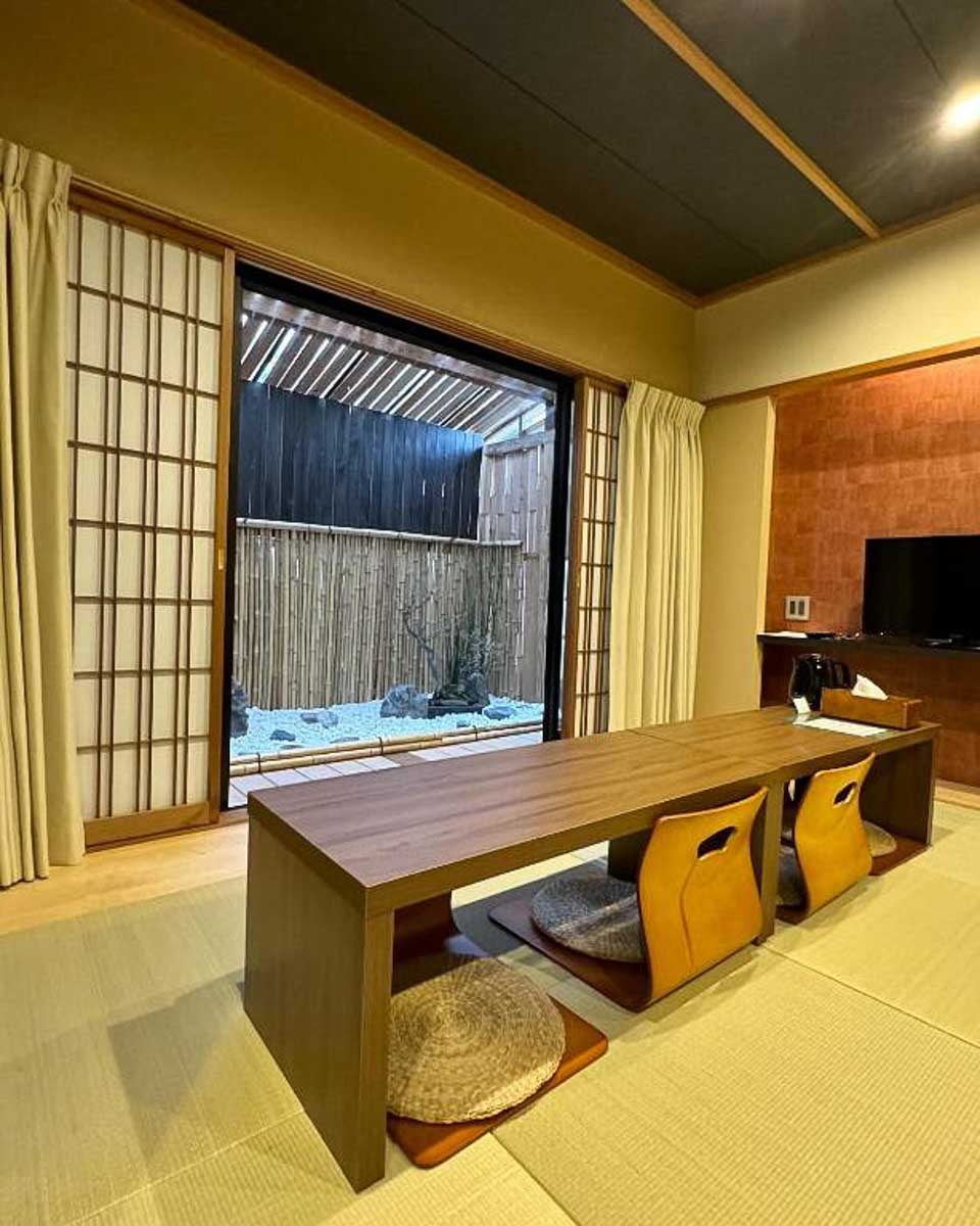 Suzuran Tengachaya in Osaka Japan