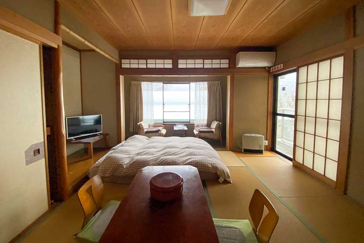 Golden Pavilion (金閣莊) in Gora Hakone Japan