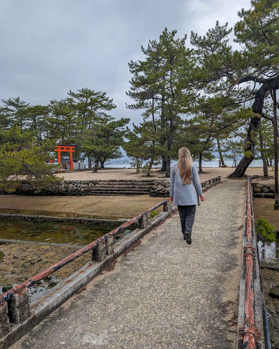 Itsukushima Shrine on Miyajima Japan (3)