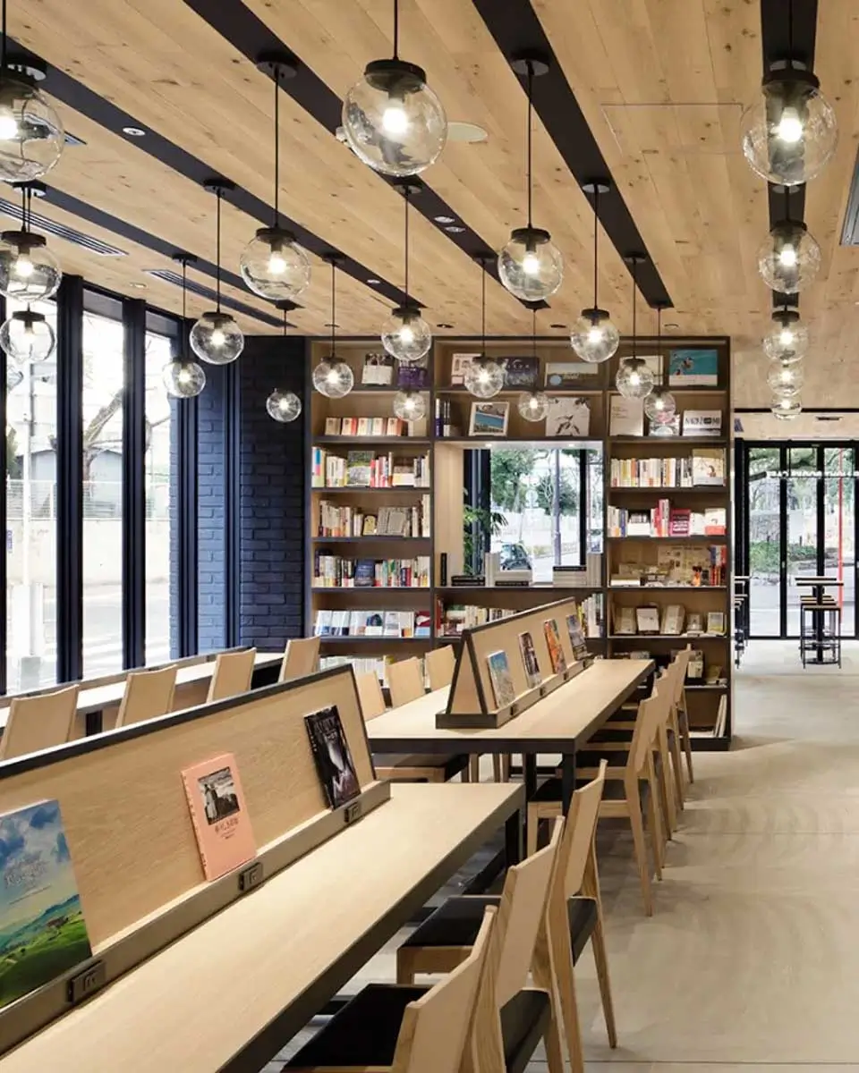 LAMP LIGHT BOOKS HOTEL nagoya in Nagoya Japan 1