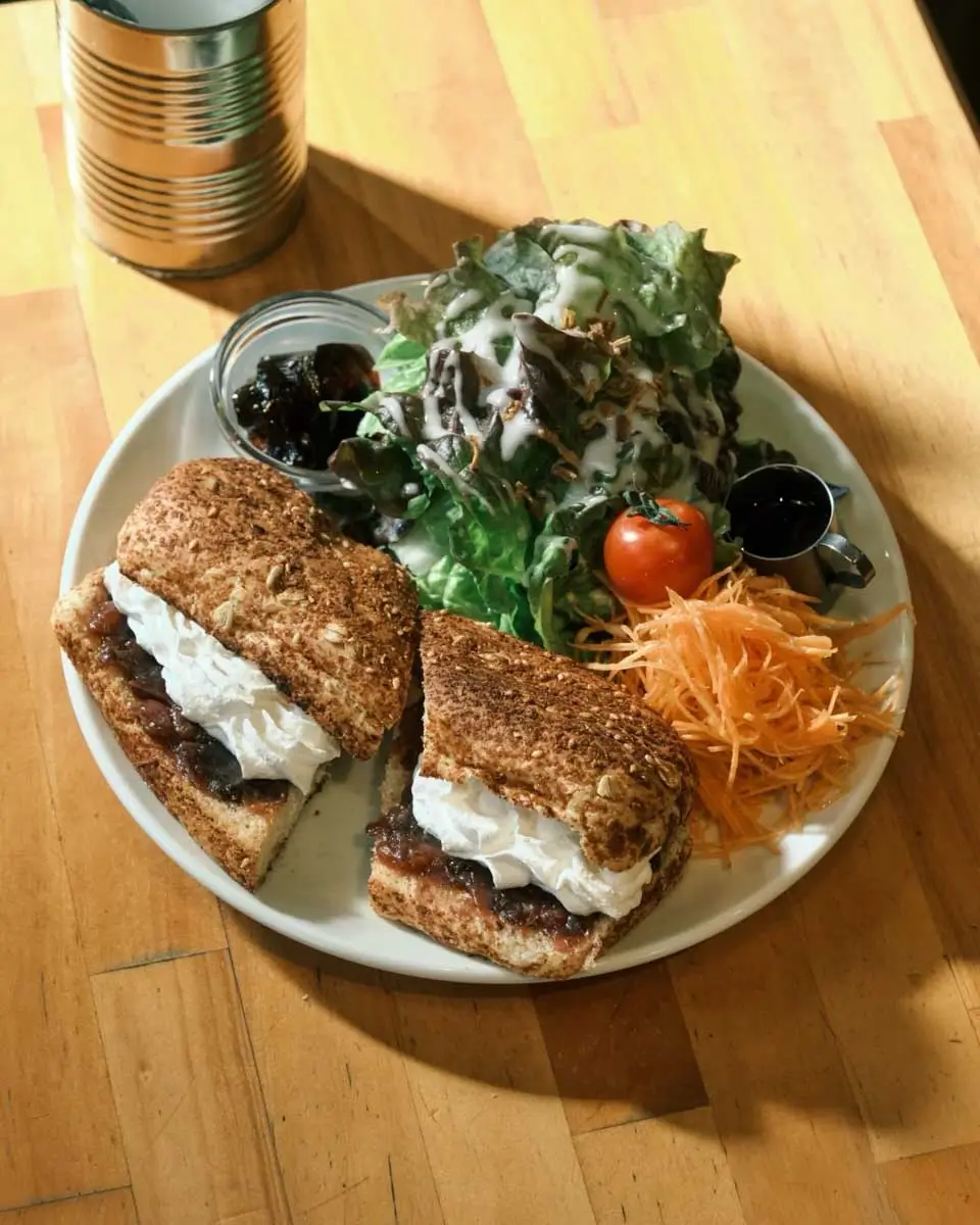 Malibu Coffee in Nagoya, Japan (3)
